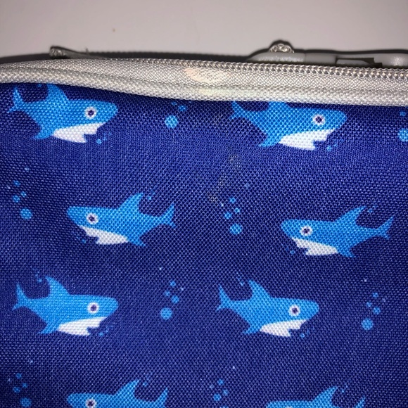 Sharks Print Lunch Bag - Picture 2 of 8